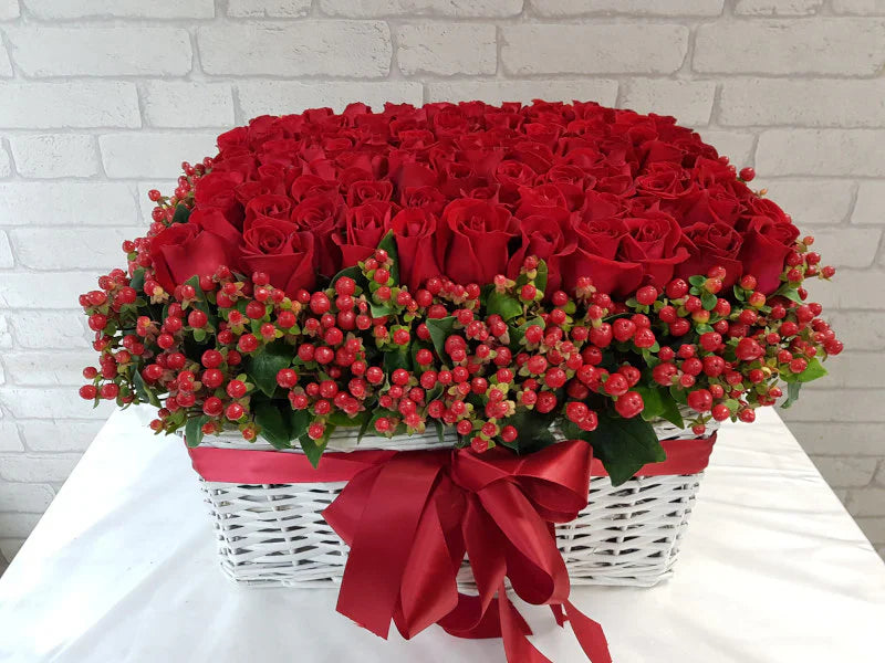 101 Roses & Hypericum in Large Basket By Flower Delivery Dubai for her