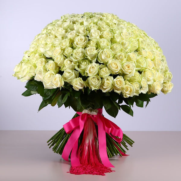 201 White Roses Bouquet By Flower Delivery Dubai for Wedding