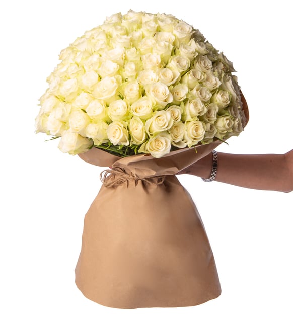 200 White Roses Special Bouquet By Flower Delivery Dubai for Valentines Day