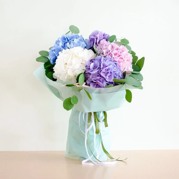 Bouquet of 5 Hydrangeas & Eucalyptus By Flower Delivery Dubai for Congratulations