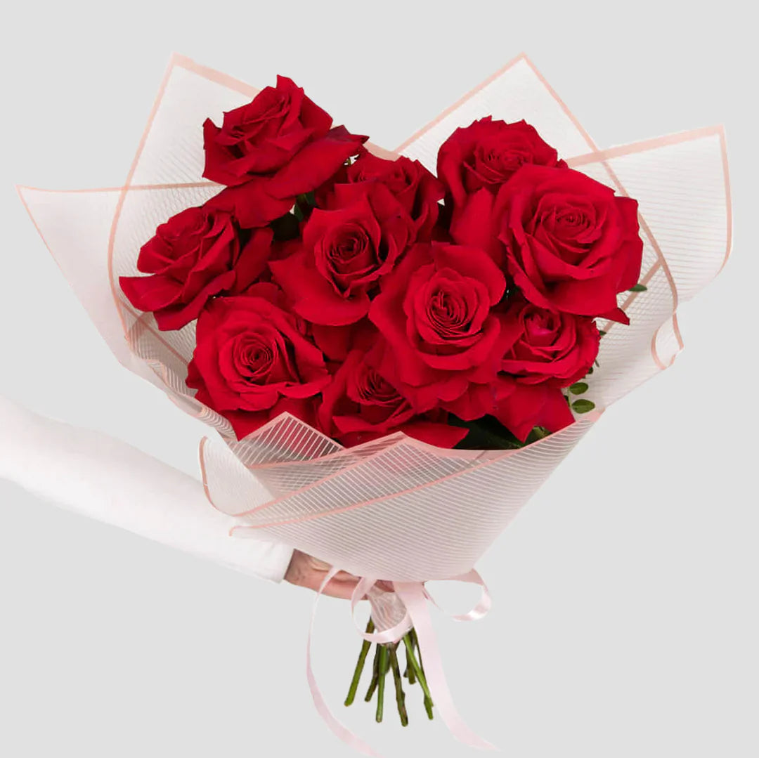 Bouquet of 11 Special Red Roses By Flower Delivery Dubai for Birthday