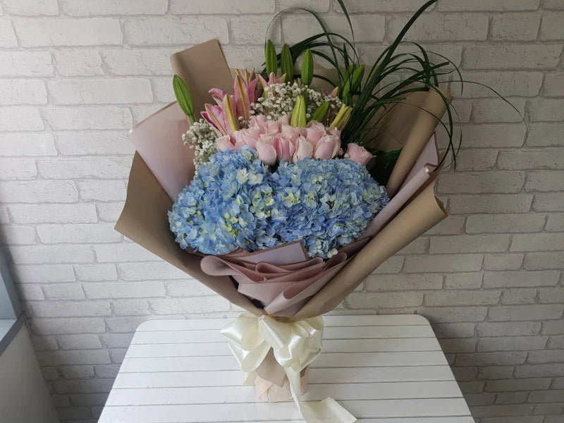 Hydrangeas, Roses & Lilies Bouquet — fresh flowers, same day delivery in Dubai