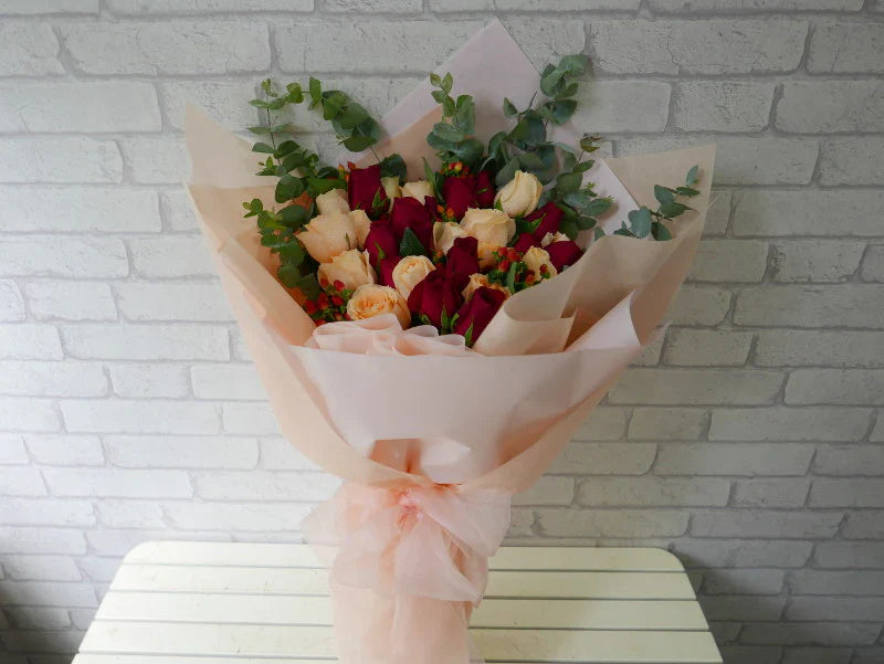 Red & Peach Roses Bouquet — fresh flowers, same day delivery in Dubai